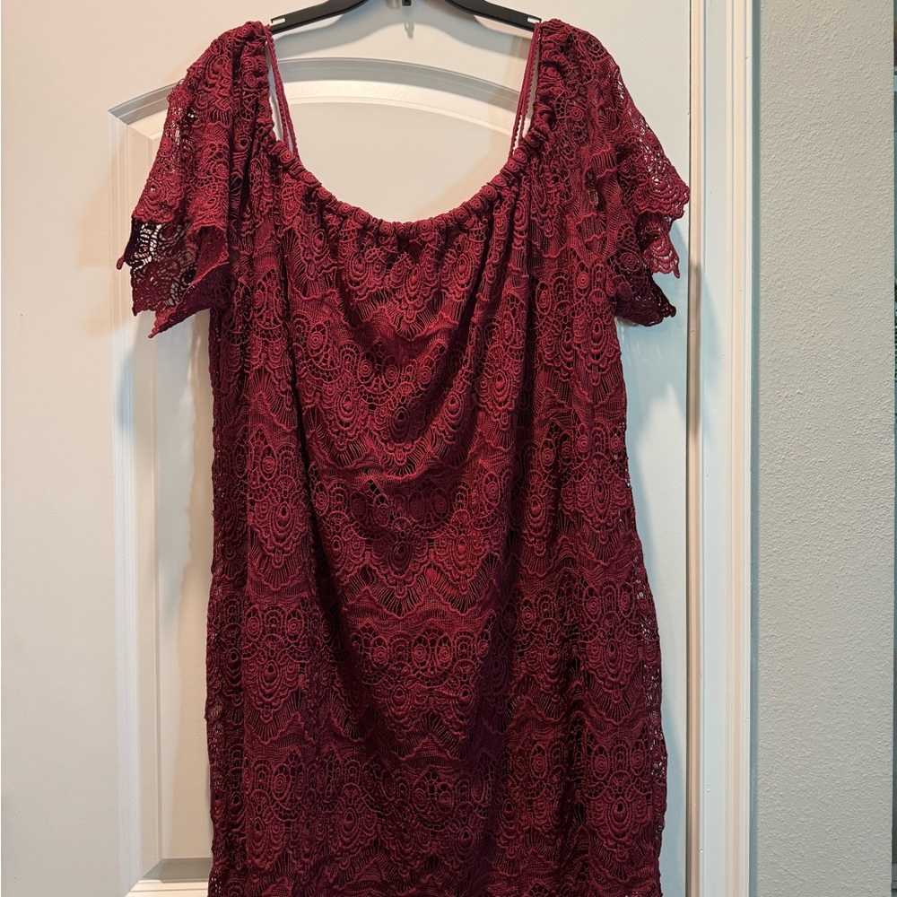 Elegant Burgundy Lace Dress